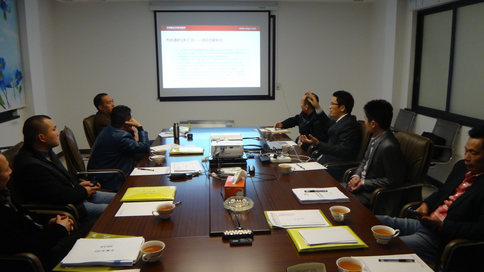 月亮上的赤耳兔